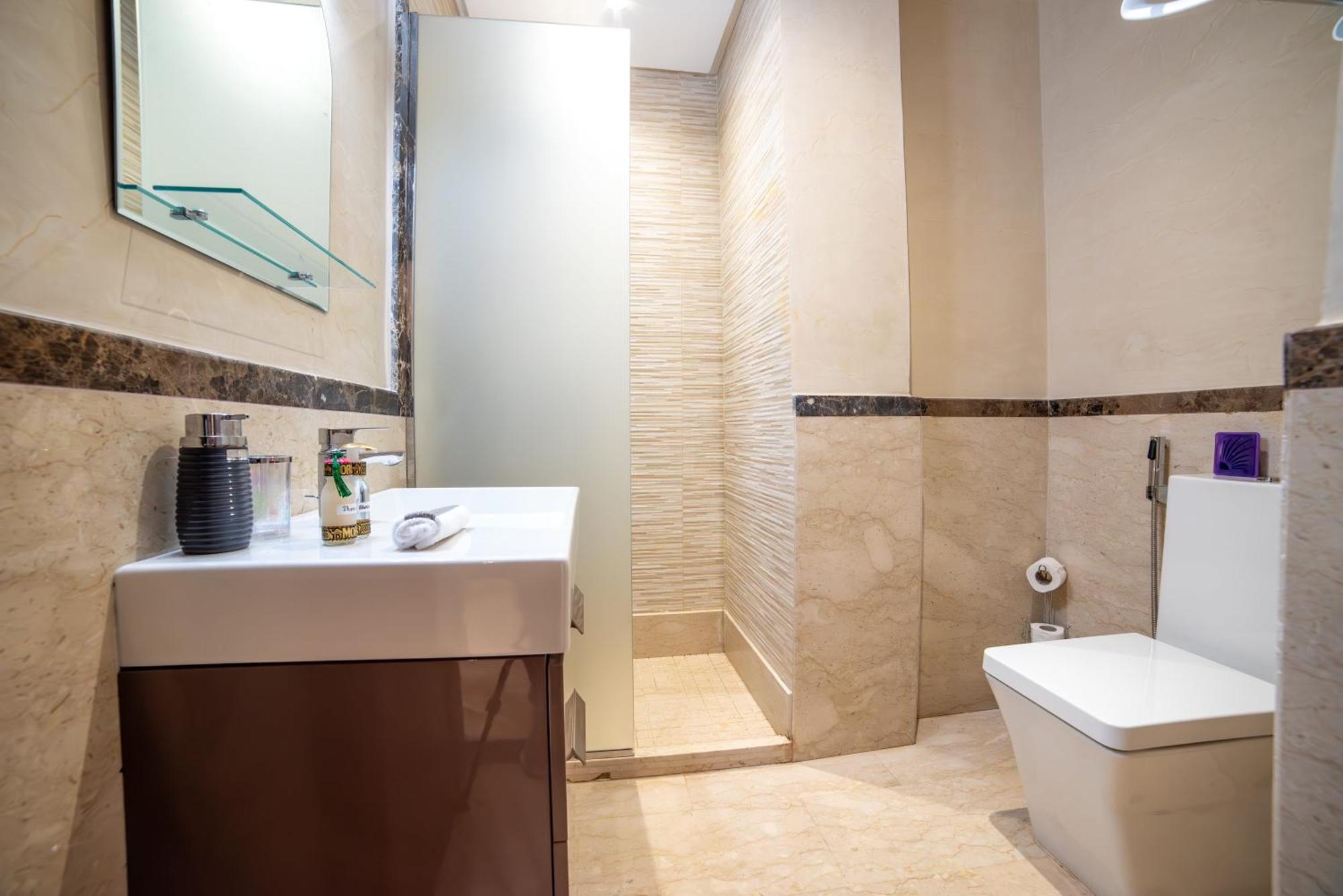 Luxury Seafront Apartment 101Sqm With Wi-Fi And Parking Agadir Dış mekan fotoğraf
