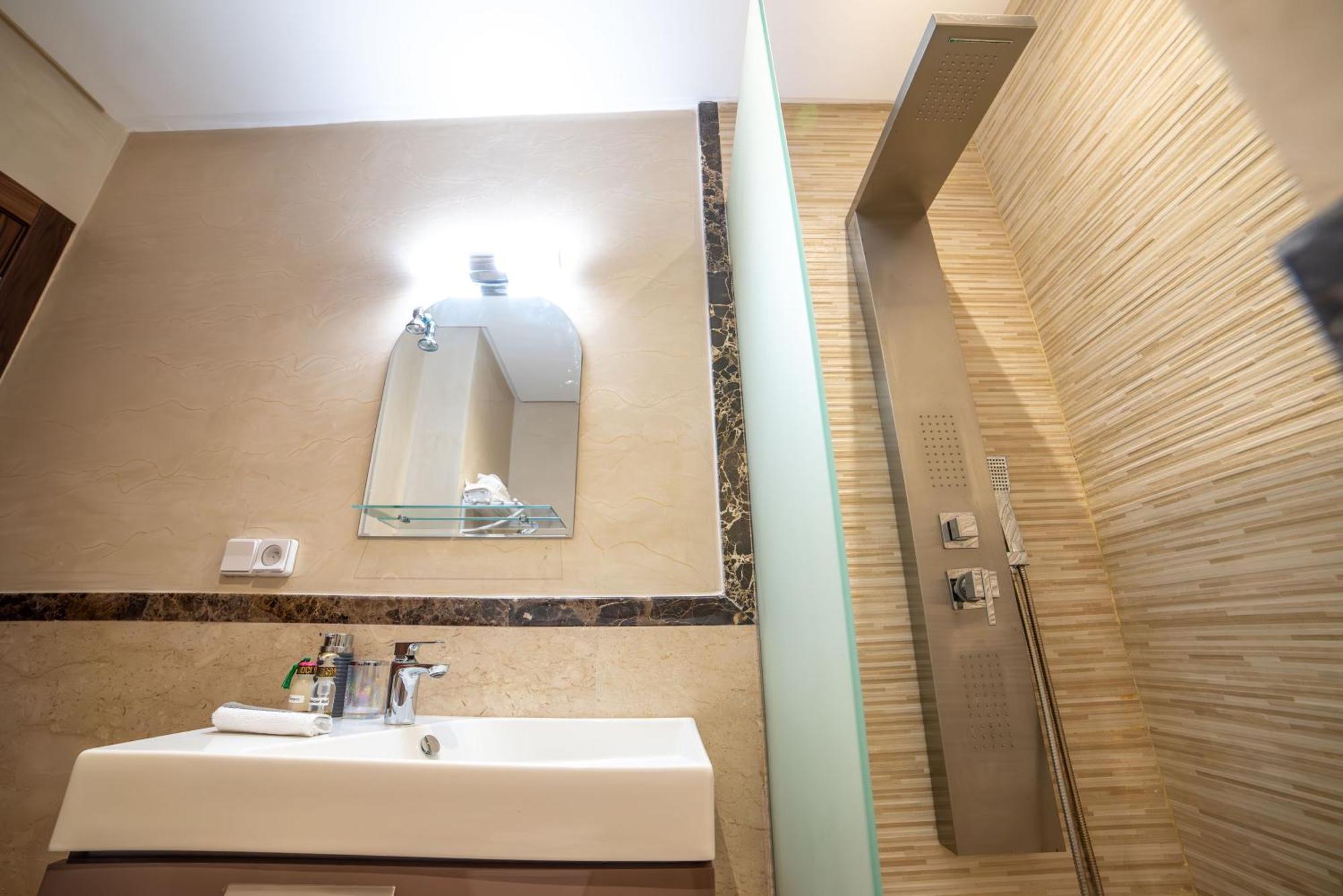 Luxury Seafront Apartment 101Sqm With Wi-Fi And Parking Agadir Dış mekan fotoğraf