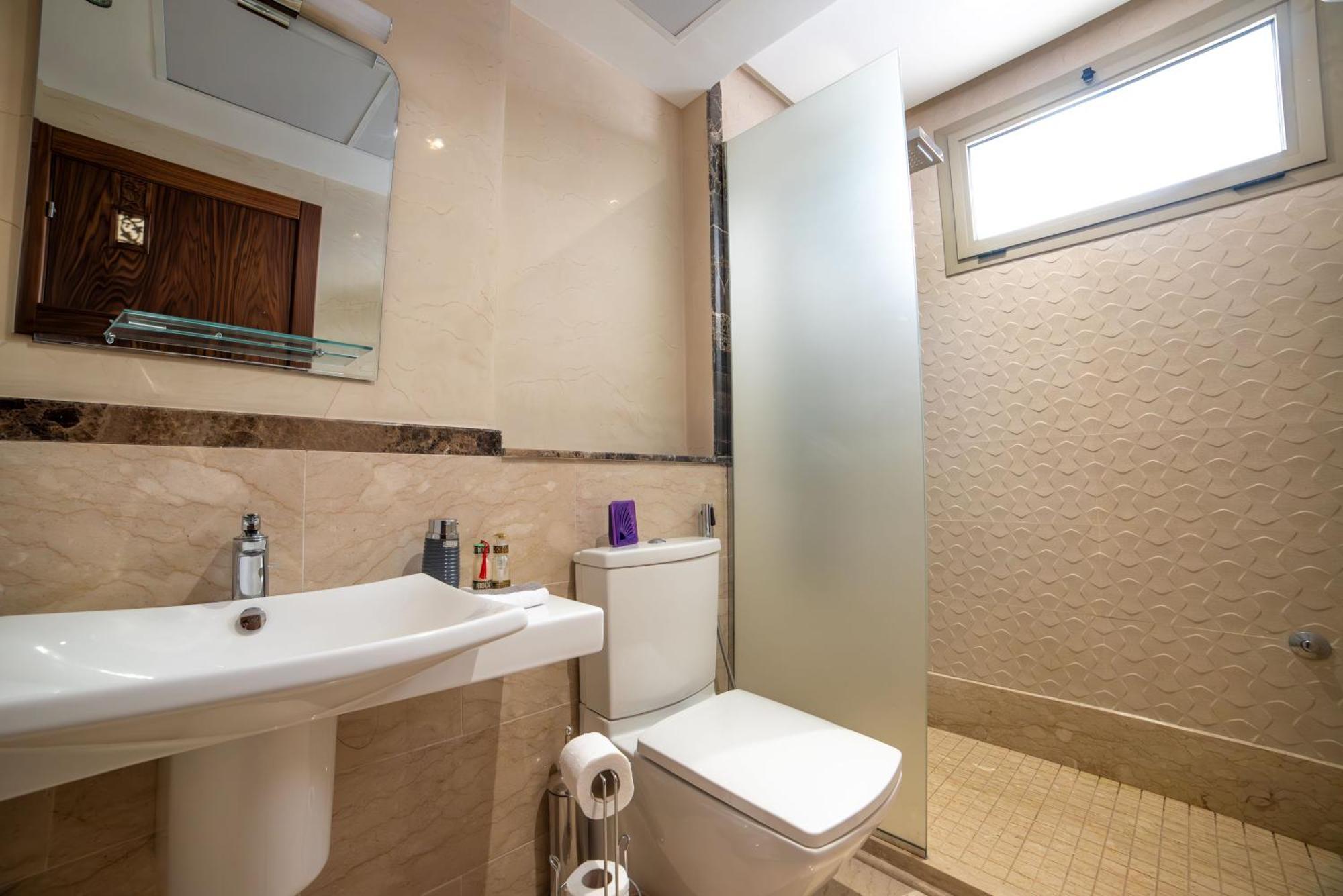 Luxury Seafront Apartment 101Sqm With Wi-Fi And Parking Agadir Dış mekan fotoğraf